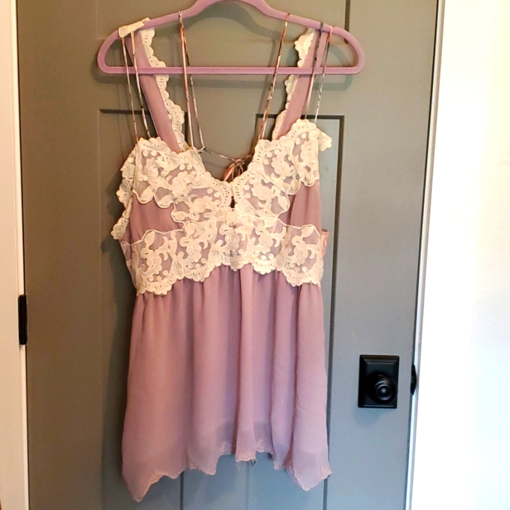 NEW Unique Blouse by Gimmicks / BKE. Sz L
